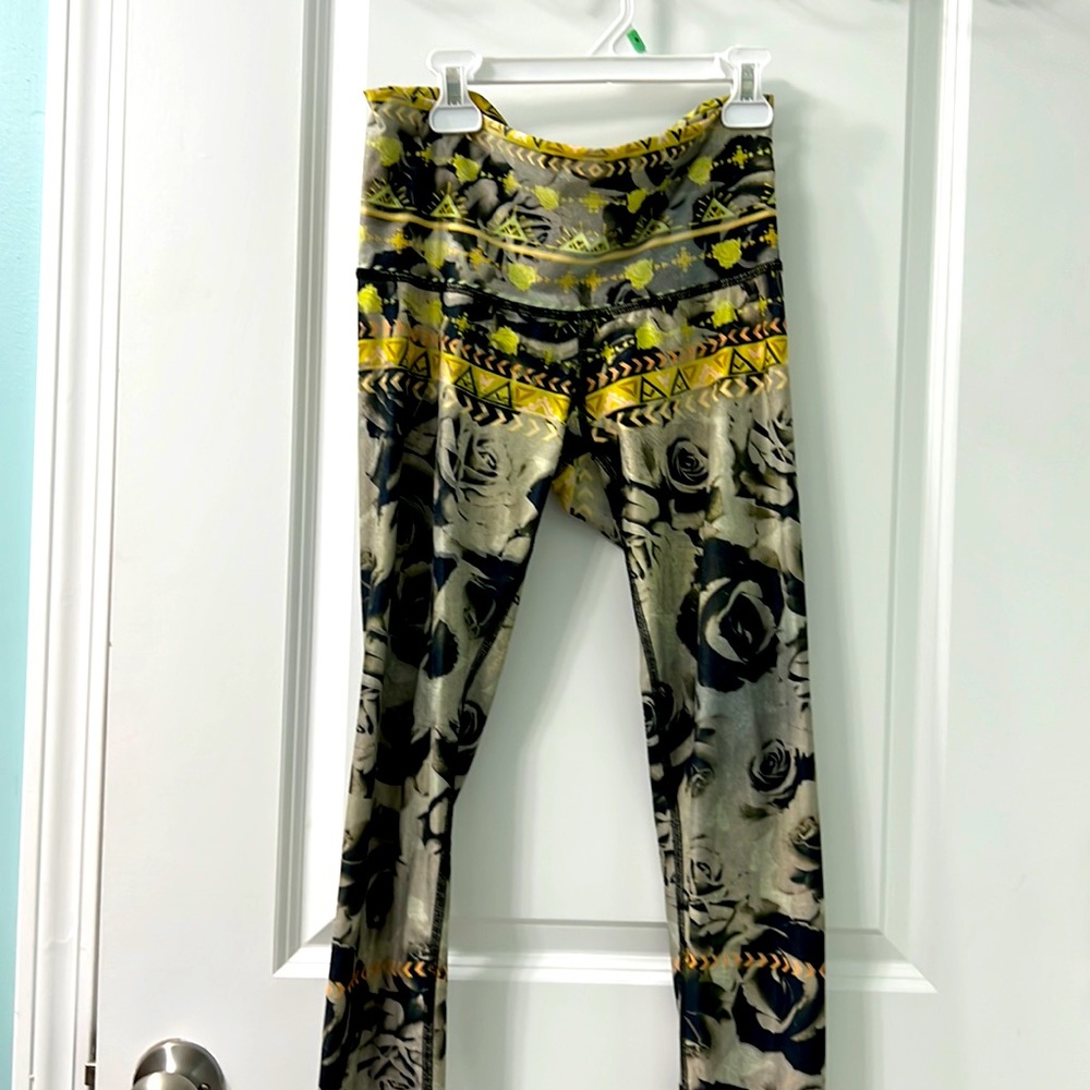 Teeki rose print legging